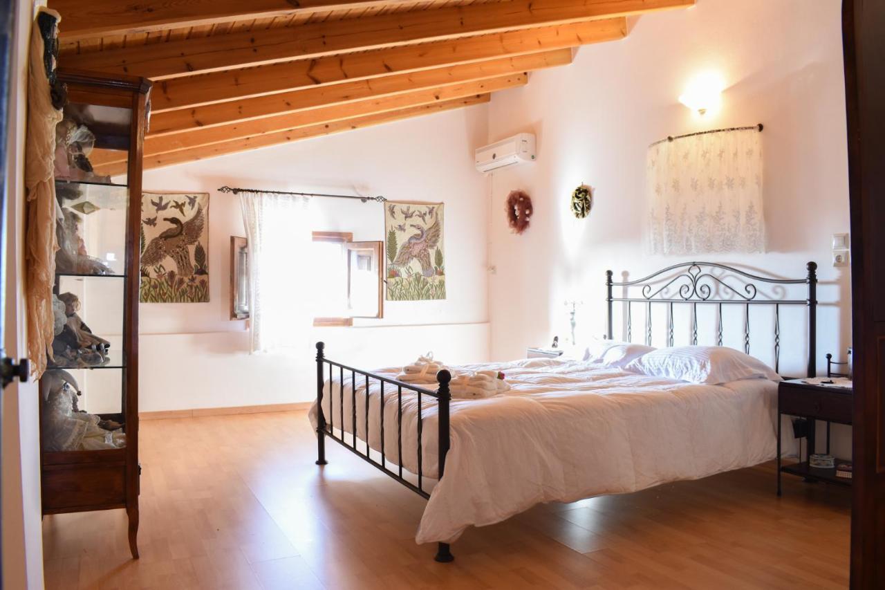 Amber Seaview Villa By The Olive Groves Каламата Экстерьер фото