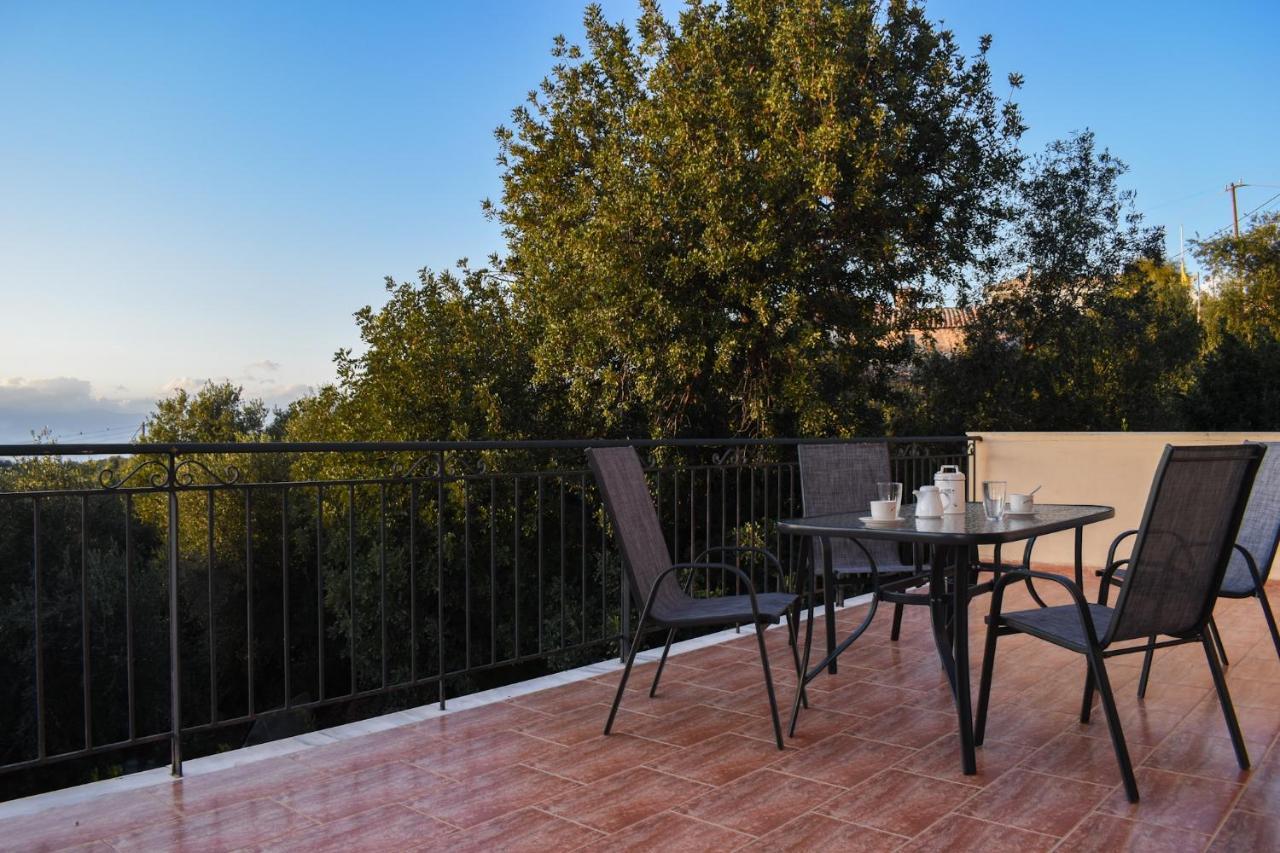 Amber Seaview Villa By The Olive Groves Каламата Экстерьер фото